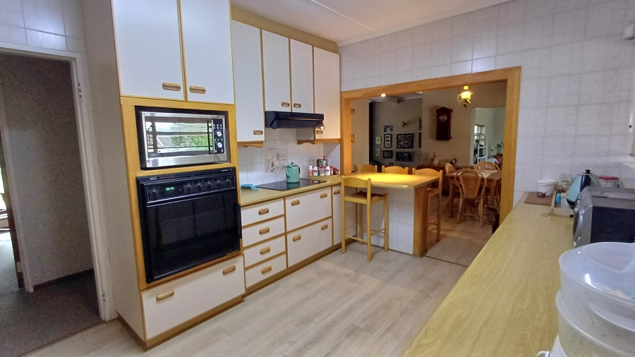 4 Bedroom Property for Sale in Vanes Estate Eastern Cape